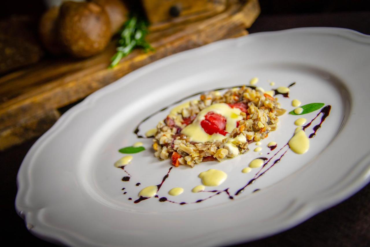 Hotel Petit Dahu - Chambres Et Restaurant Cogne Zewnętrze zdjęcie