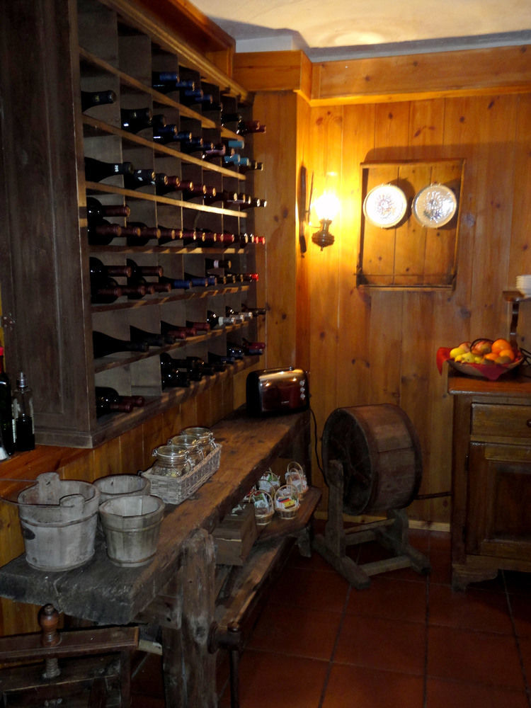 Hotel Petit Dahu - Chambres Et Restaurant Cogne Zewnętrze zdjęcie